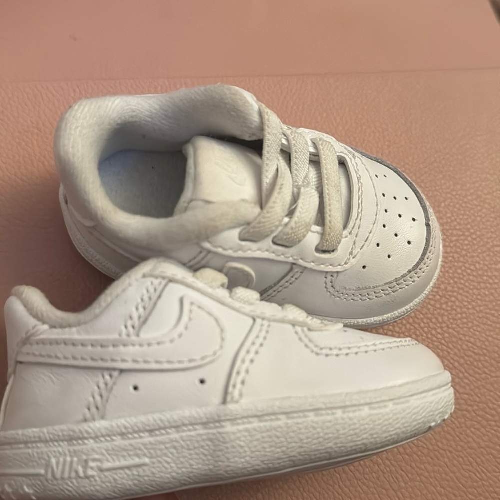 Infant soft bottom Air Force 1s